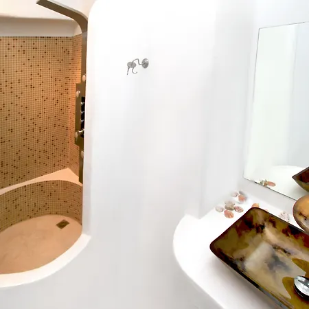 Hotel Caldera Premium Oia (Santorini)
