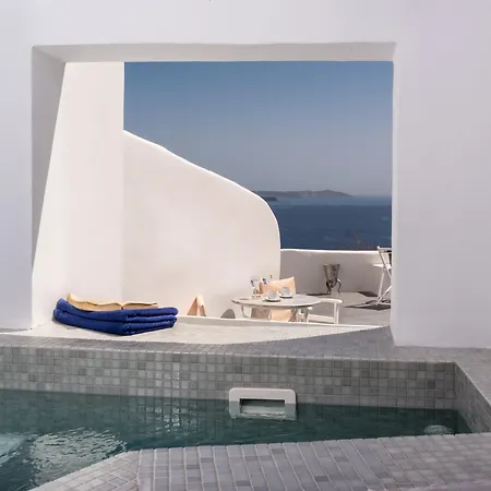 Caldera Premium 3* Oia (Santorini)