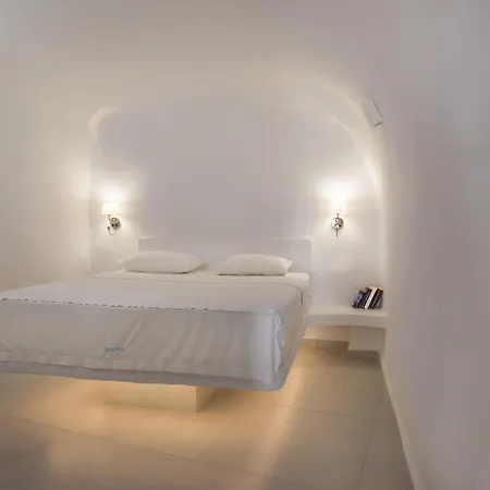Caldera Premium Hotel